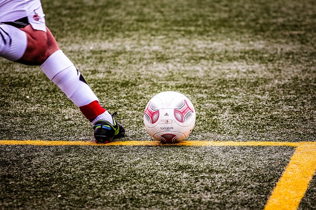 足的曼城 足的曼城